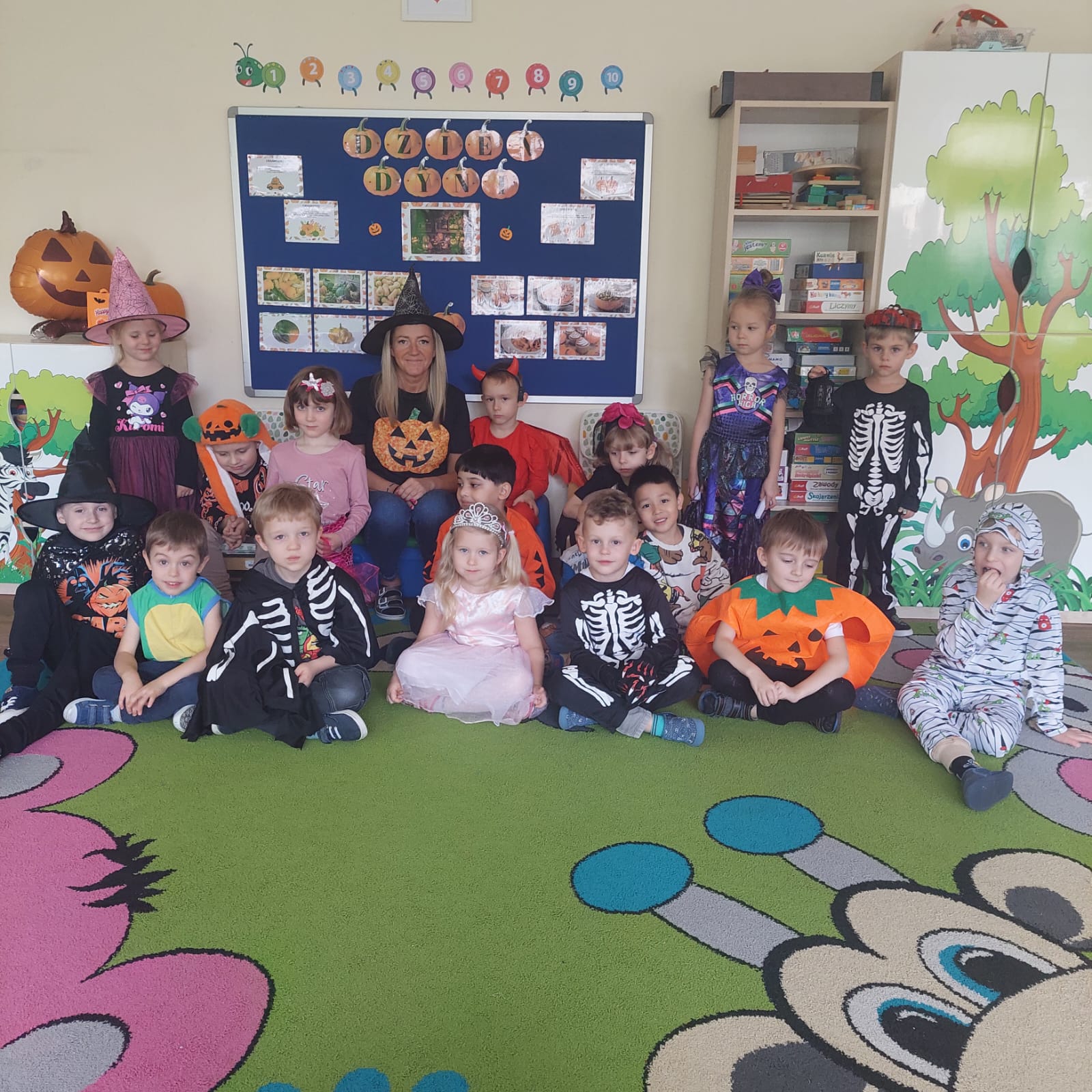 WhatsApp Image 2025-10-31 at 17.54.00 (1)