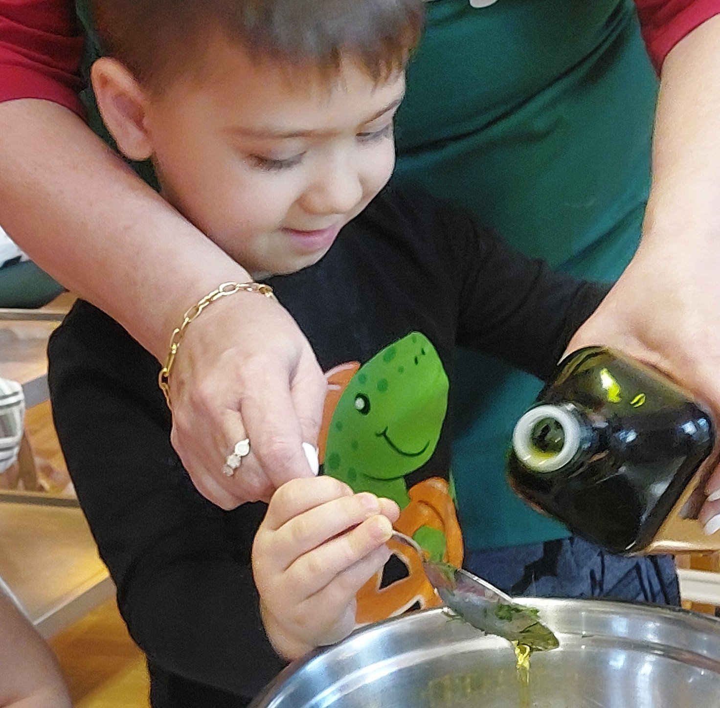 WhatsApp Image 2025-11-22 at 18.40.56 (1)