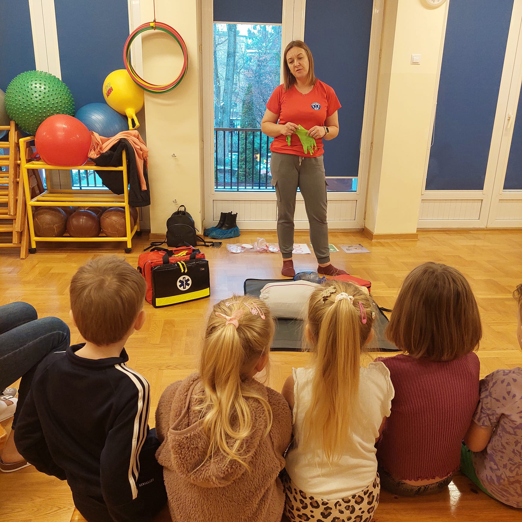 WhatsApp Image 2025-11-26 at 19.01.04