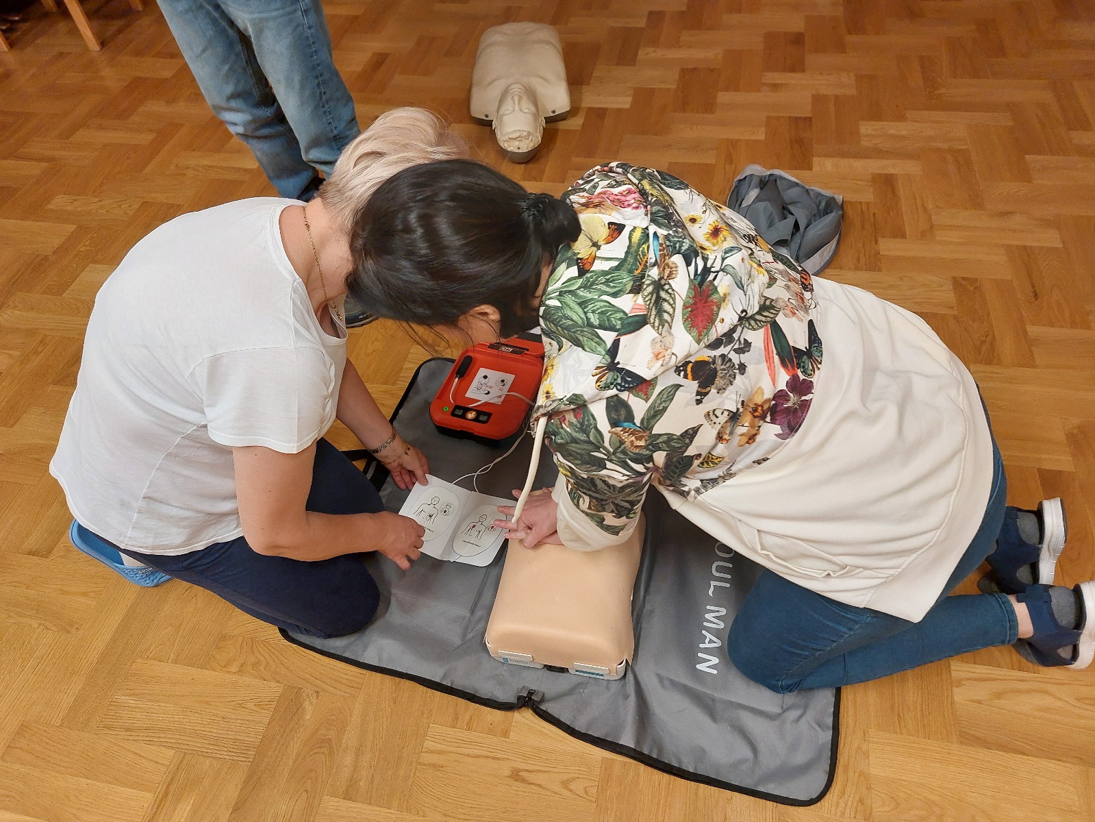 WhatsApp Image 2025-12-06 at 16.01.10 (2)