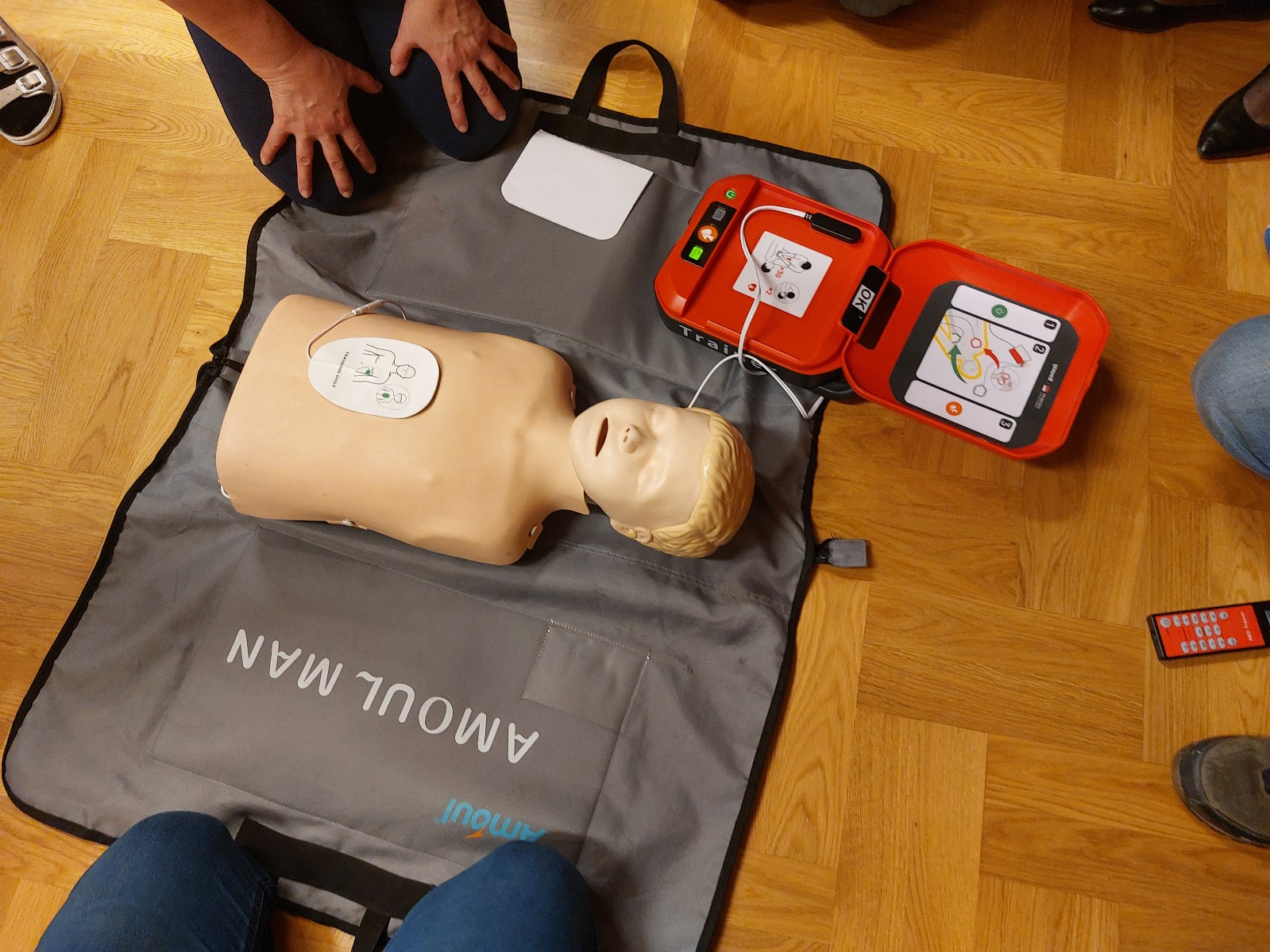 WhatsApp Image 2025-12-06 at 16.01.13